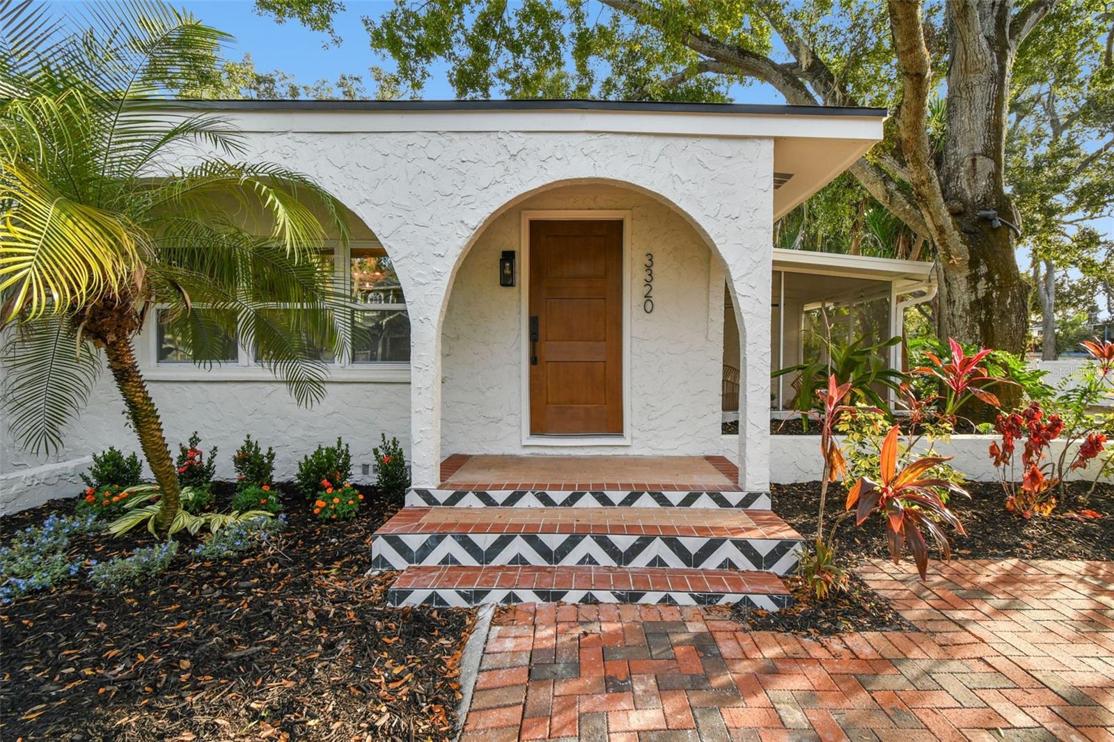 3320 W VILLA ROSA ST