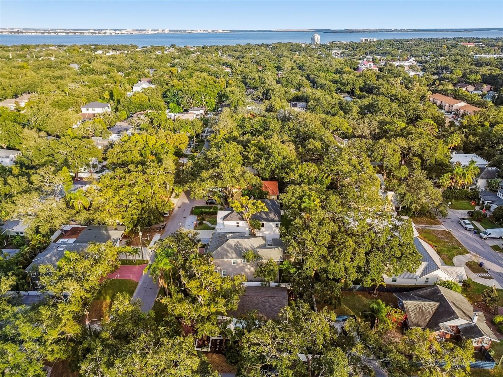 3320 W VILLA ROSA ST