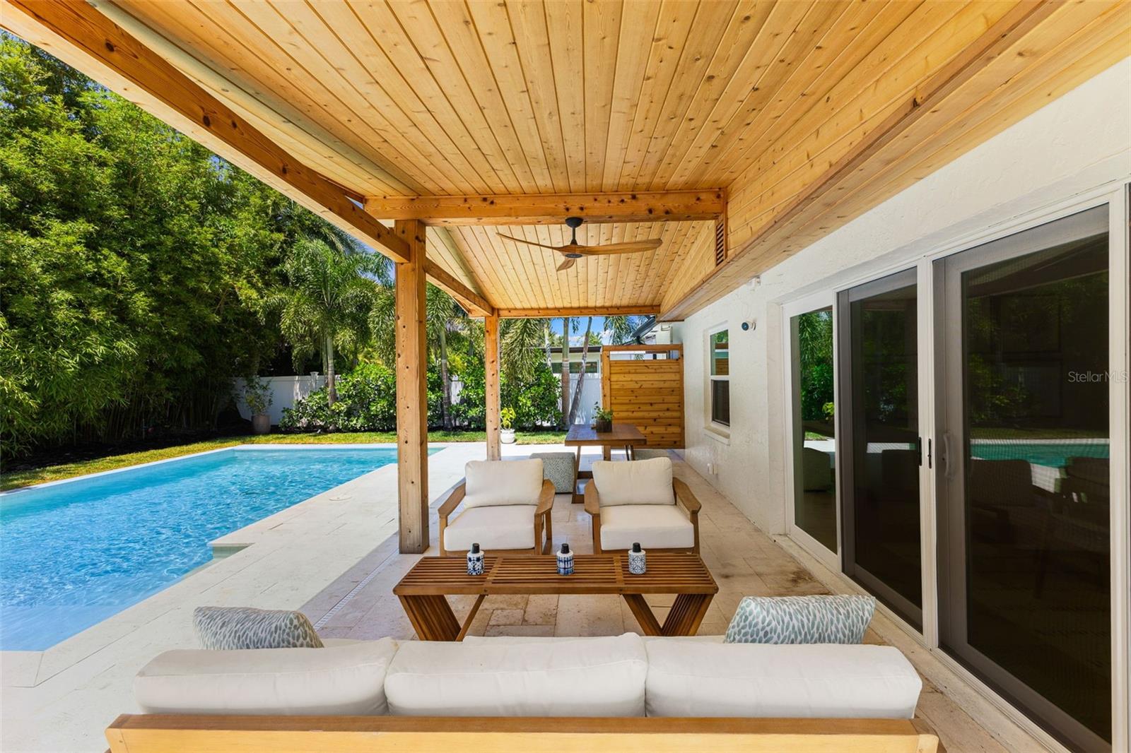 4618 BAYSHORE BLVD NE