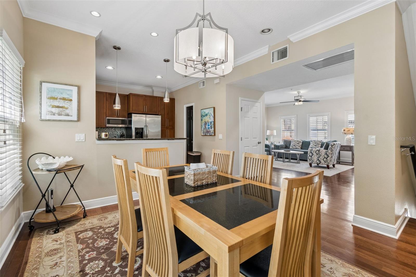 650 SIREN WIND LN