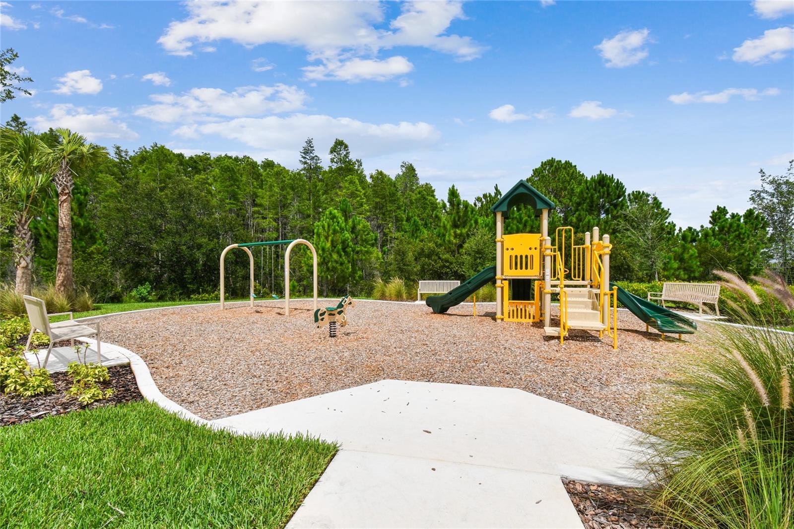 2510 WARREN ACRES BLVD