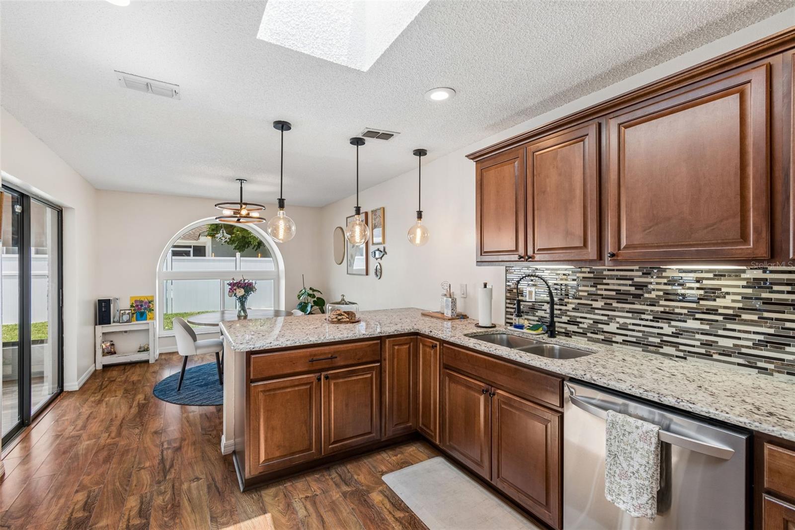 4636 WHITETAIL LN
