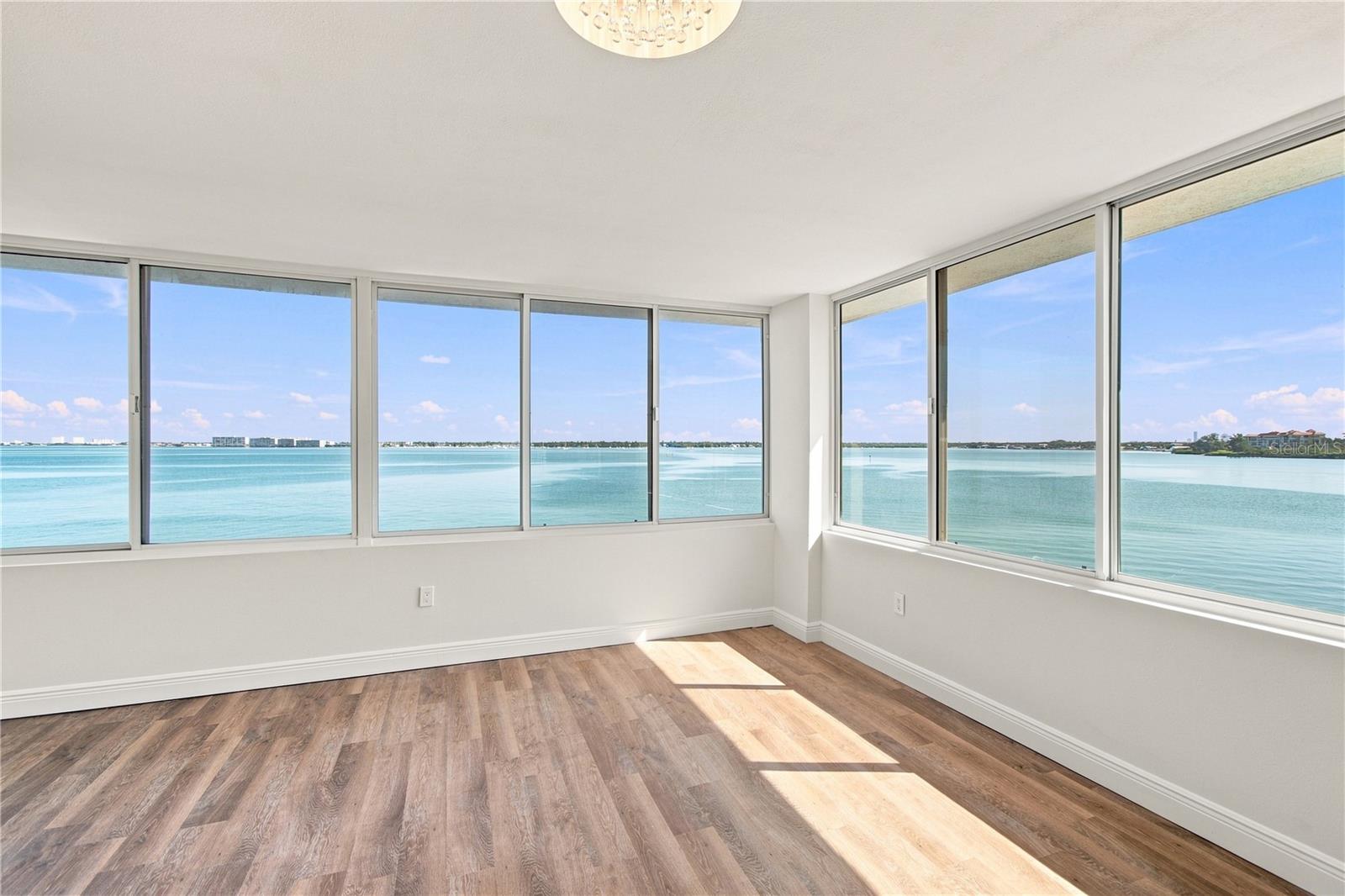 5153 ISLA KEY BLVD S #317
