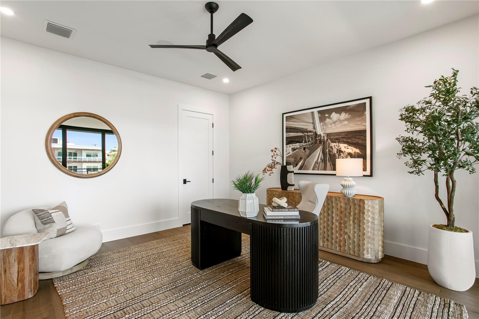 5007 W SAN MIGUEL ST