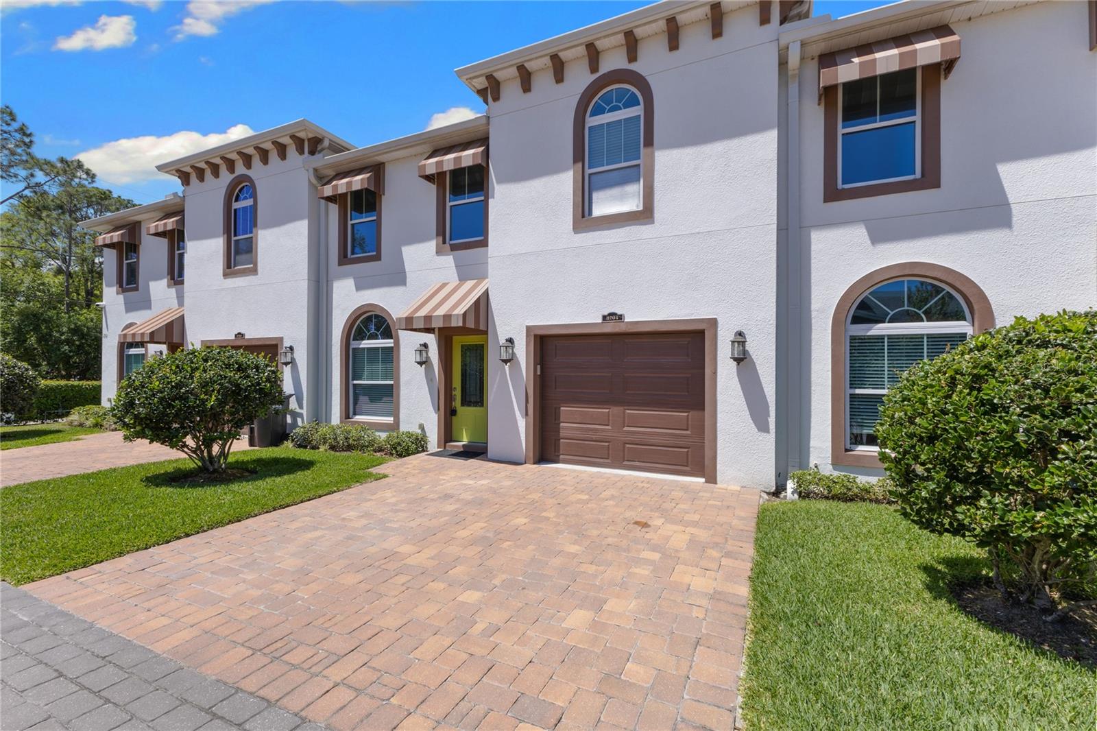 8702-8708 KENYON VIEW CT