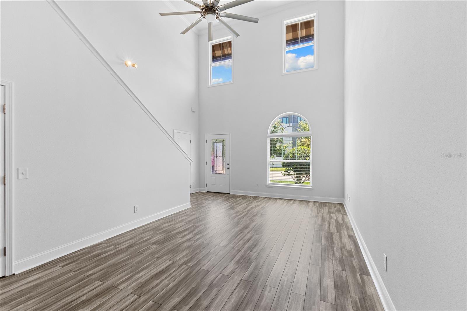 8702-8708 KENYON VIEW CT