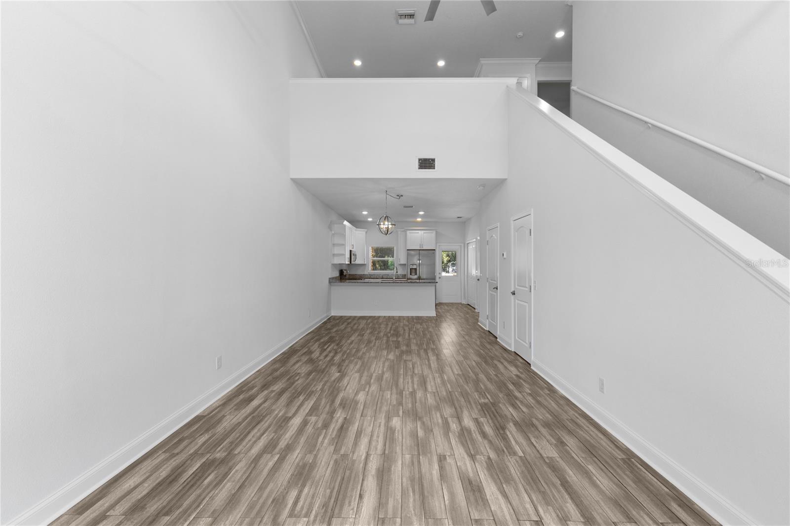 8702-8708 KENYON VIEW CT