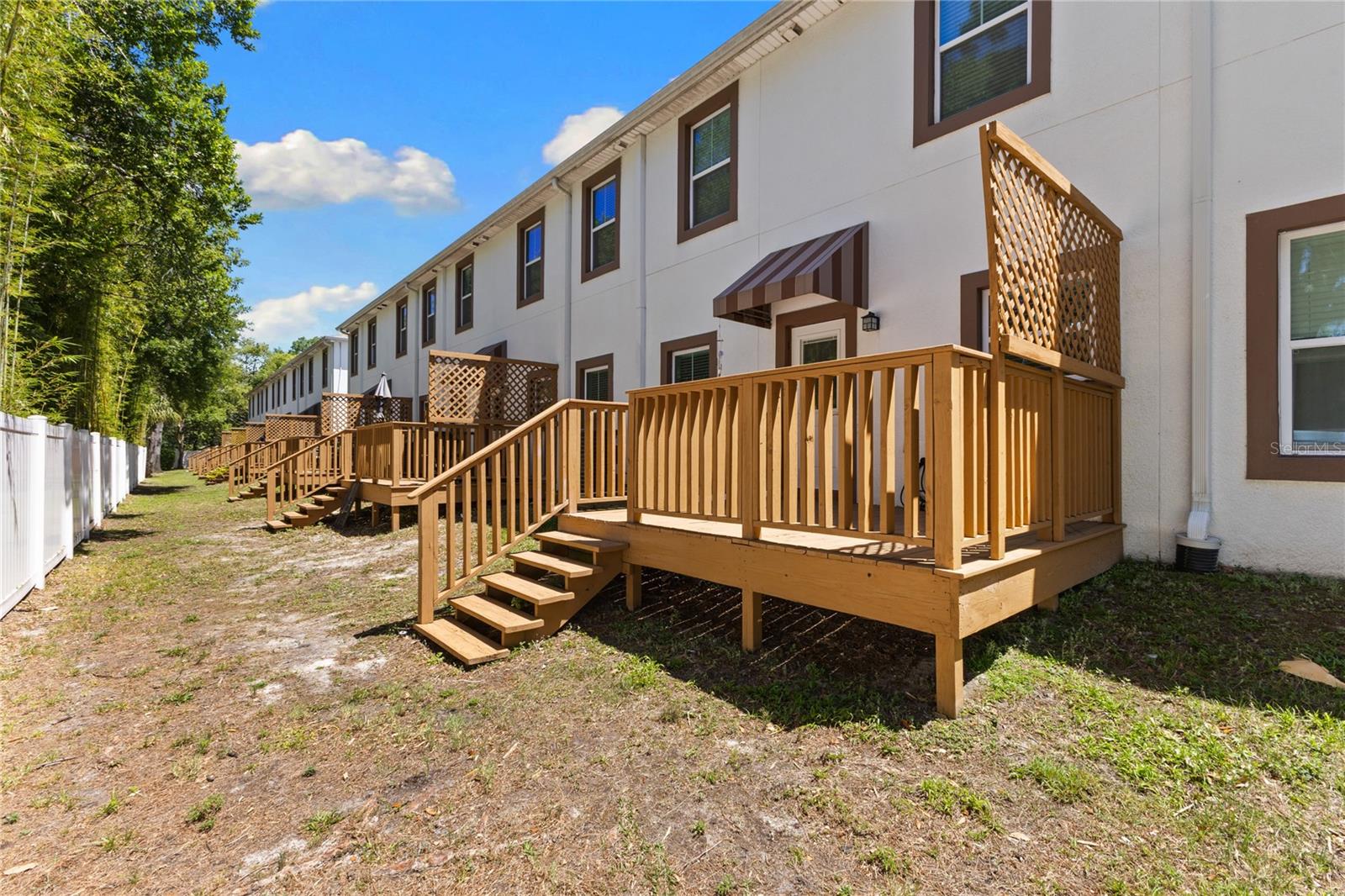 8702-8708 KENYON VIEW CT