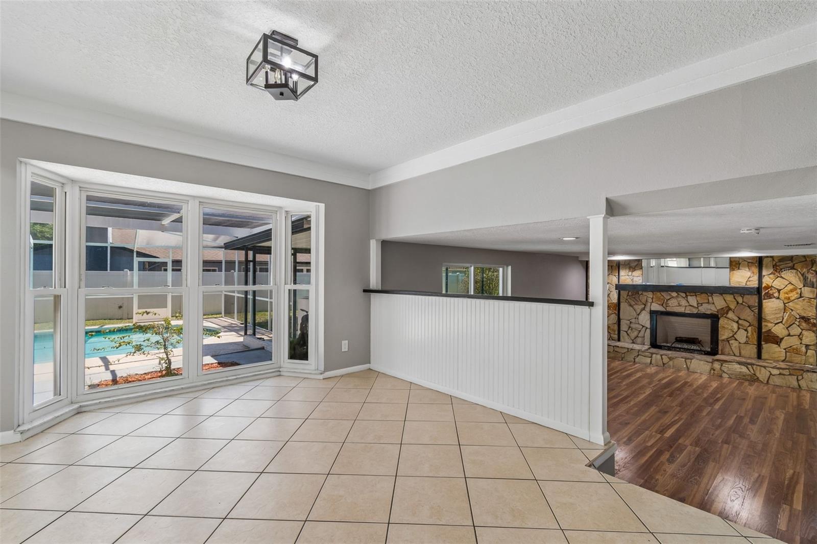 7111 GATEWAY CT