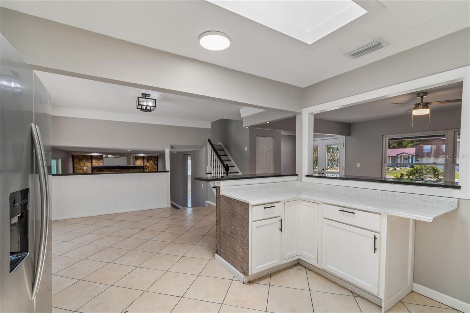 7111 GATEWAY CT