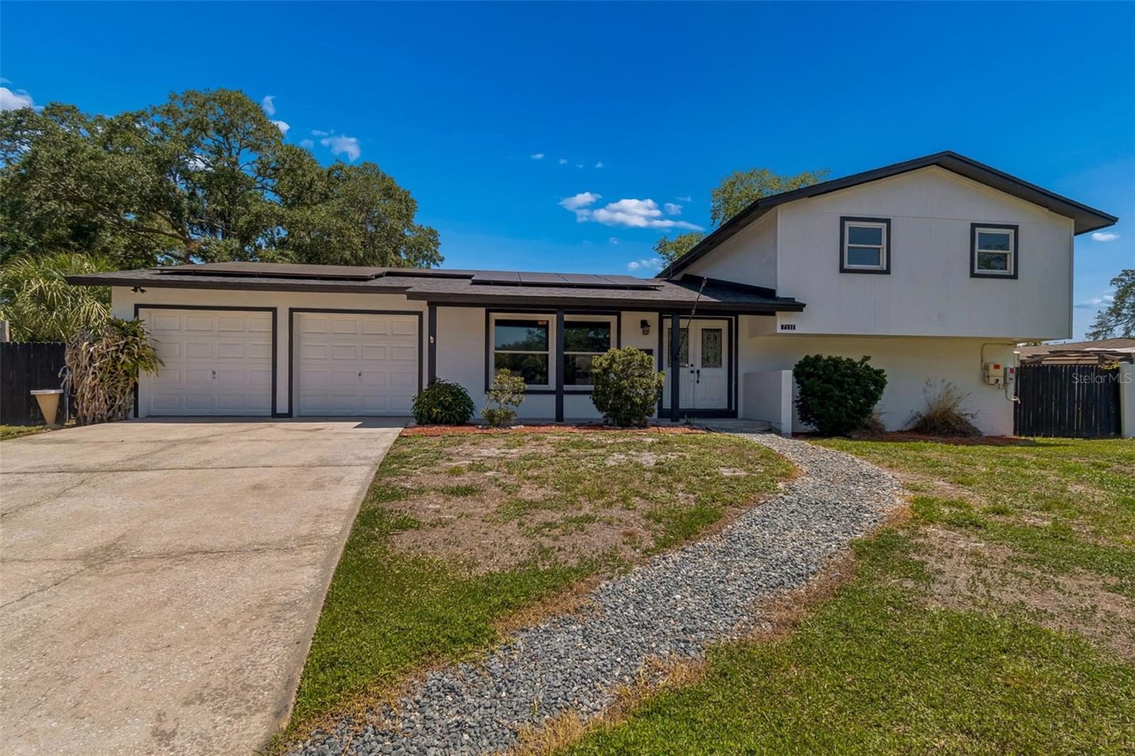 7111 GATEWAY CT