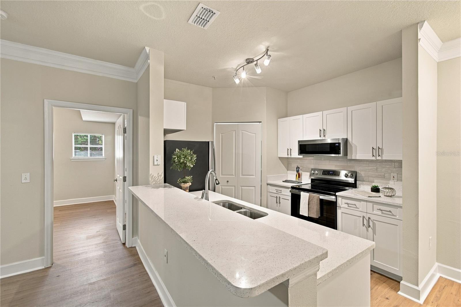 4207 S DALE MABRY HWY #2113