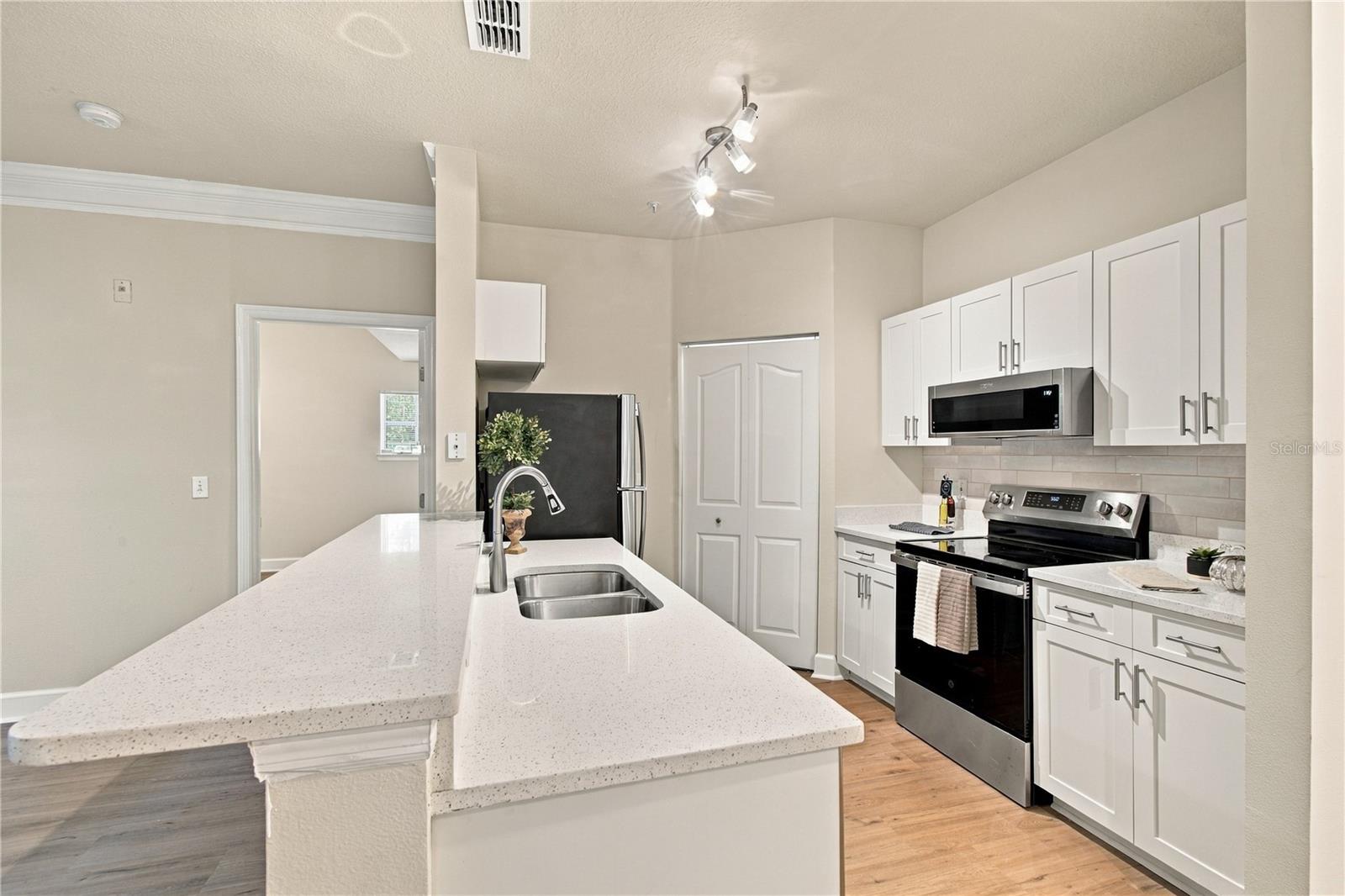 4207 S DALE MABRY HWY #2113