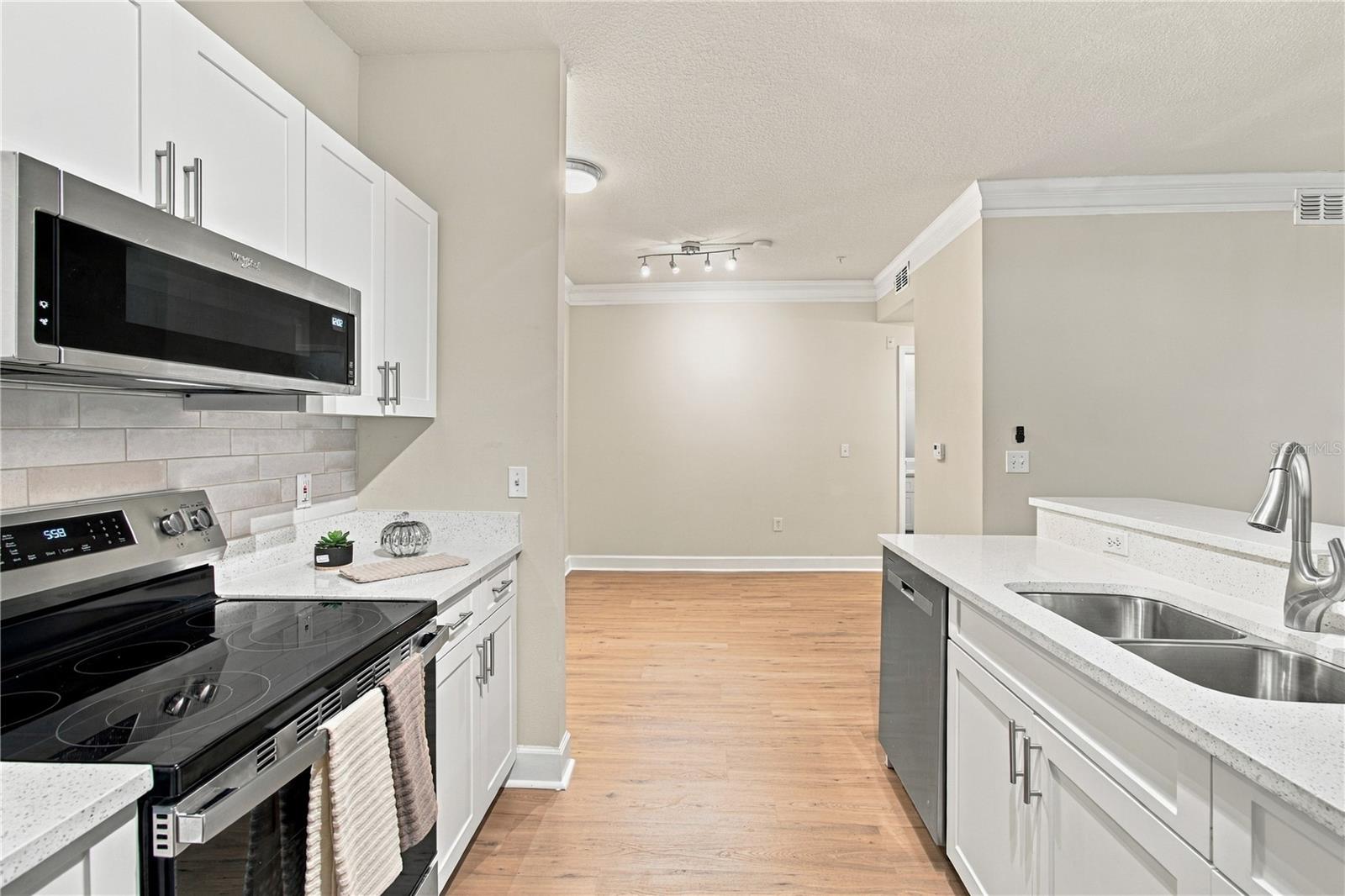 4207 S DALE MABRY HWY #2113