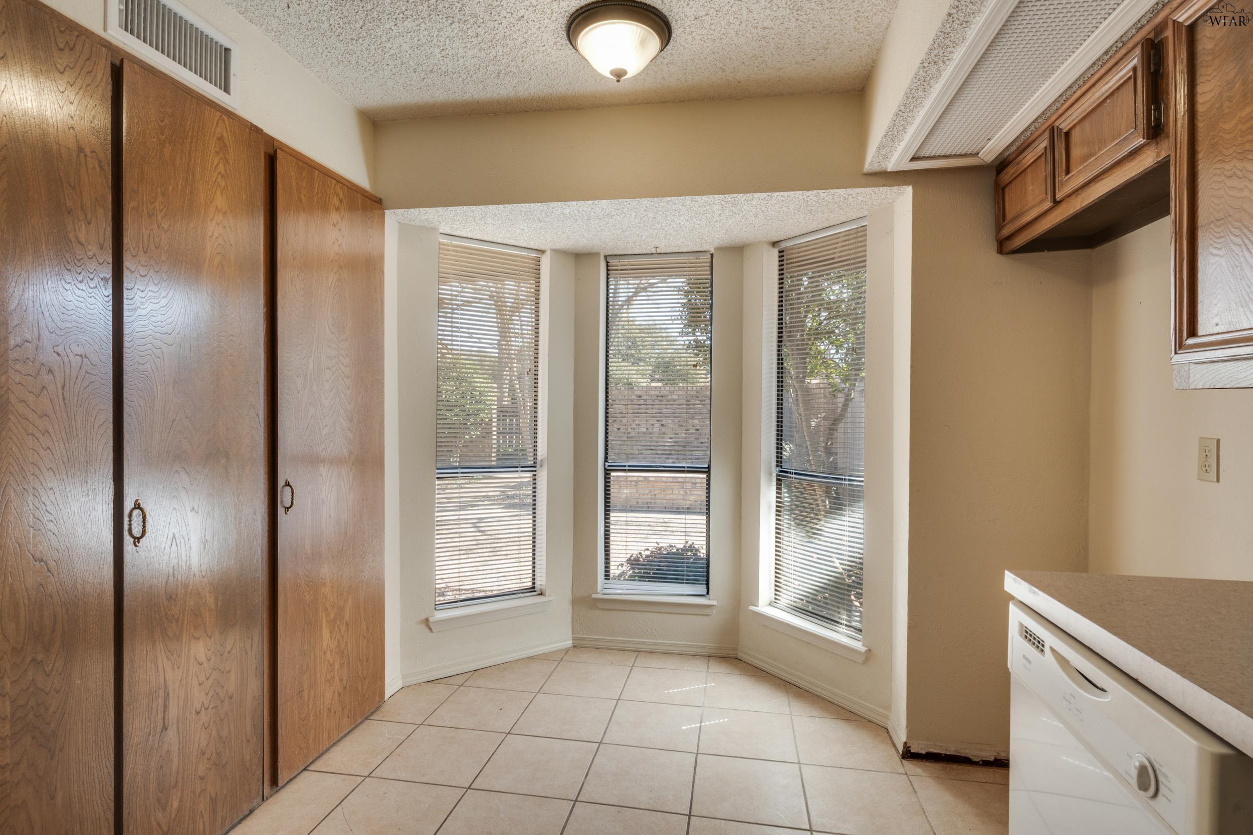 2834 MILL VALLEY DRIVE