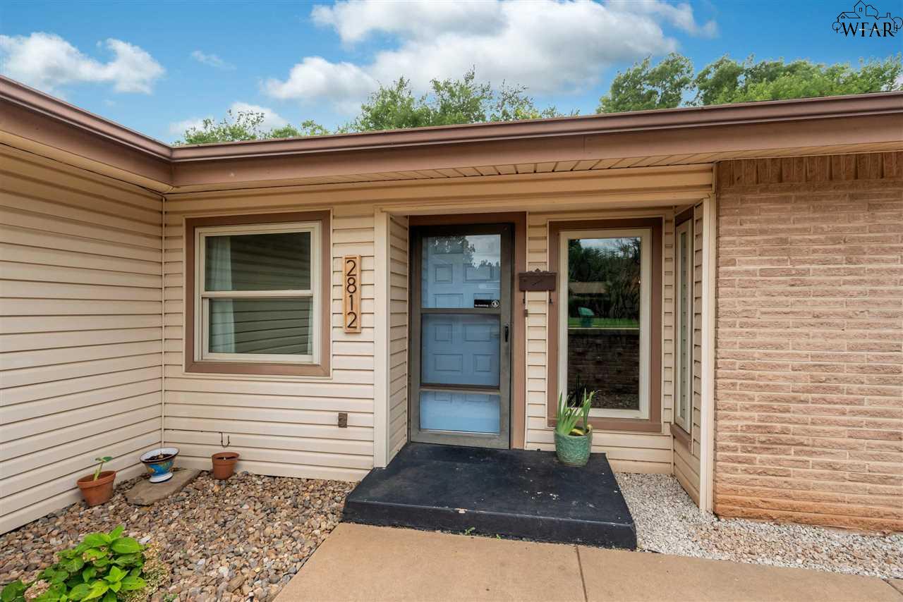 2812 COMPTON ROAD
