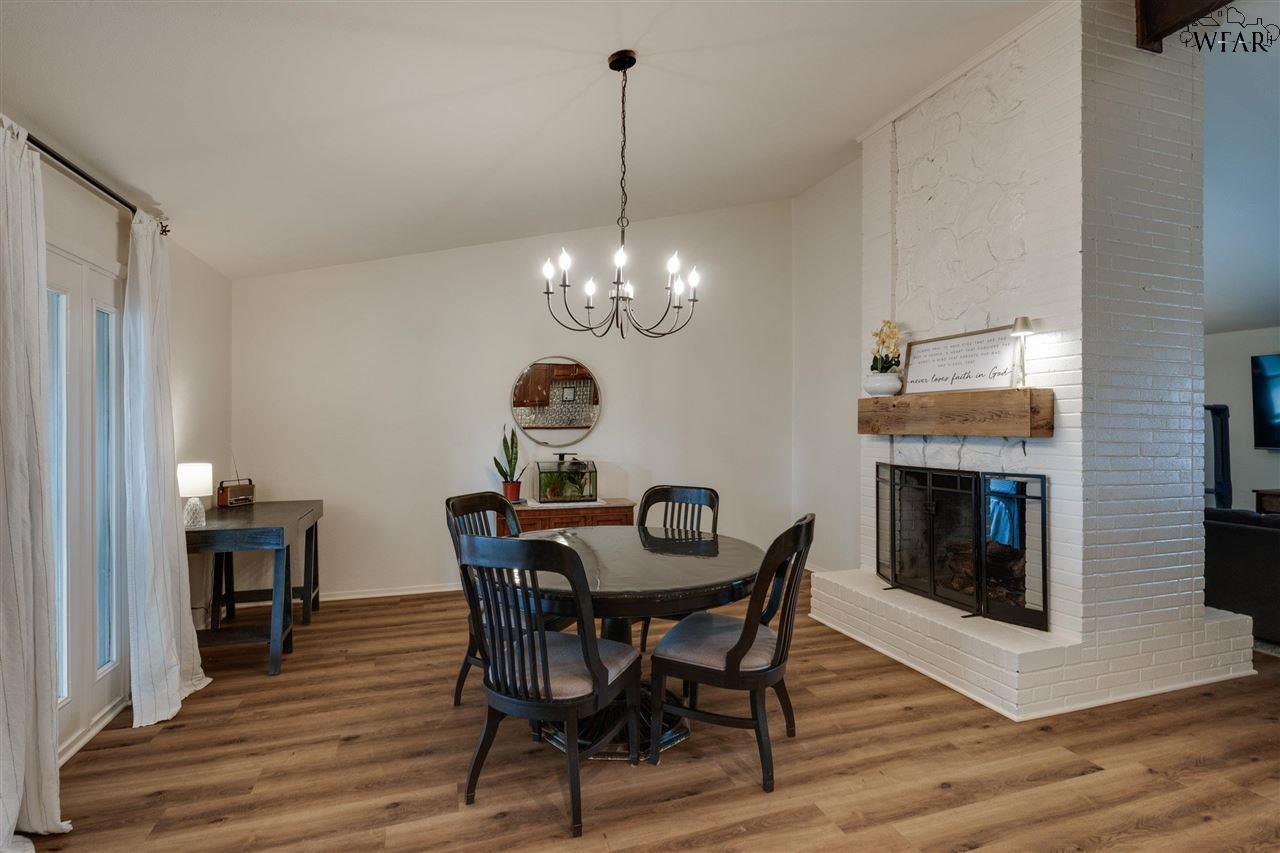 2812 COMPTON ROAD
