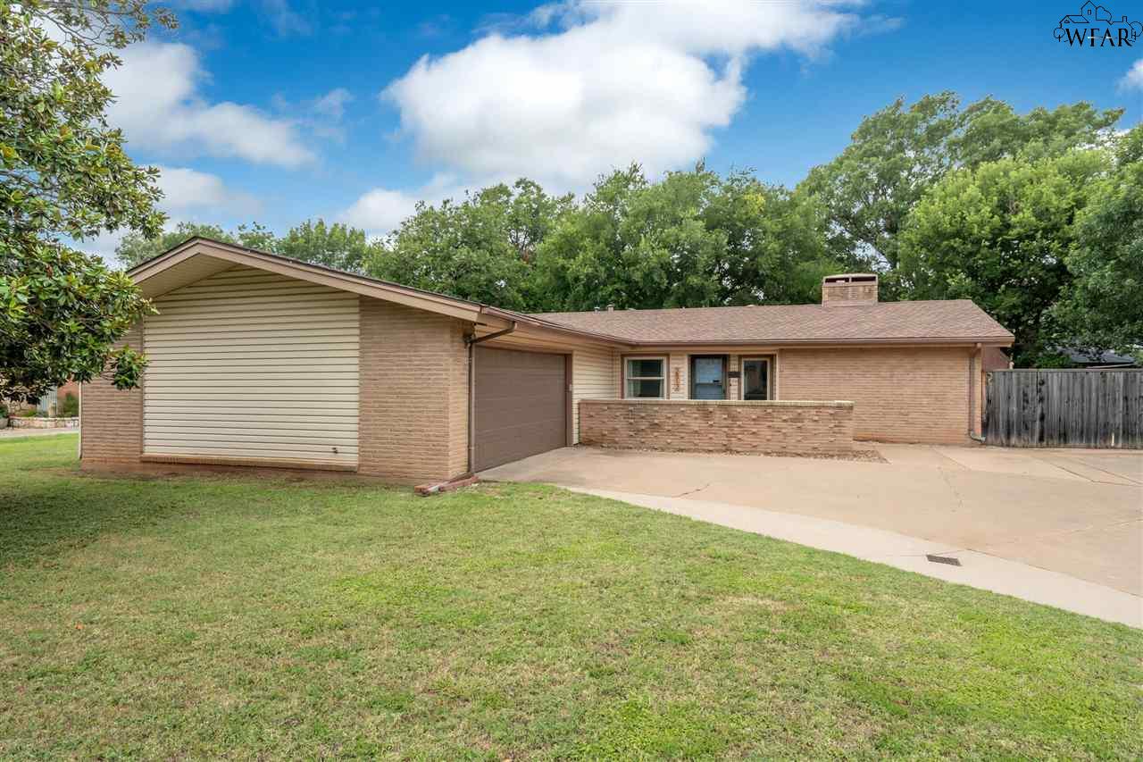 2812 COMPTON ROAD