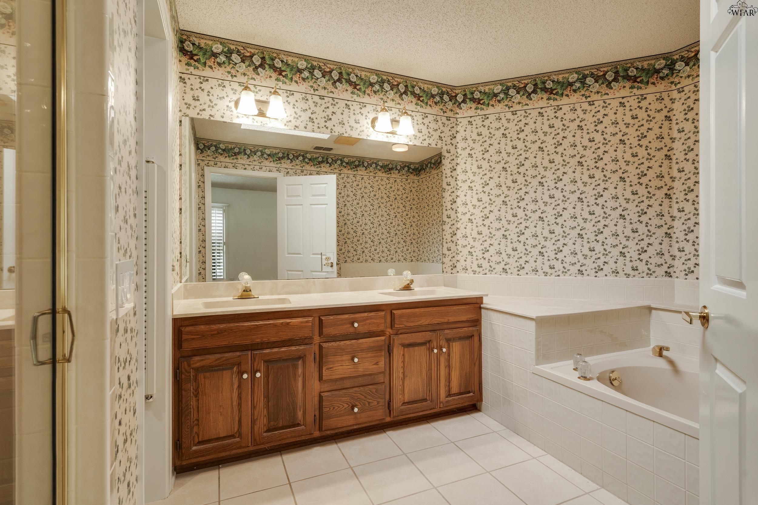 3401 NOTTINGHILL LANE