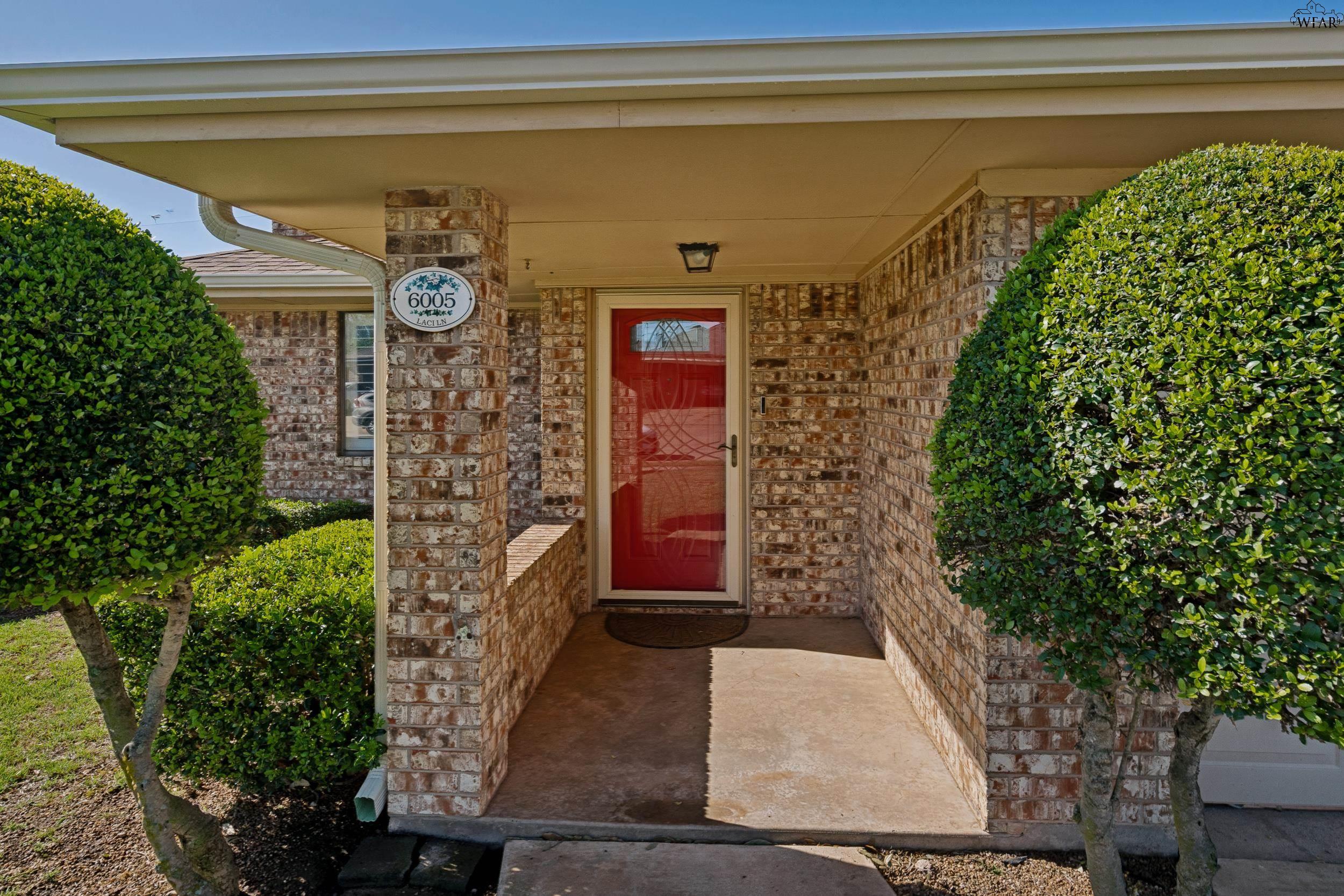 6005 LACI LANE