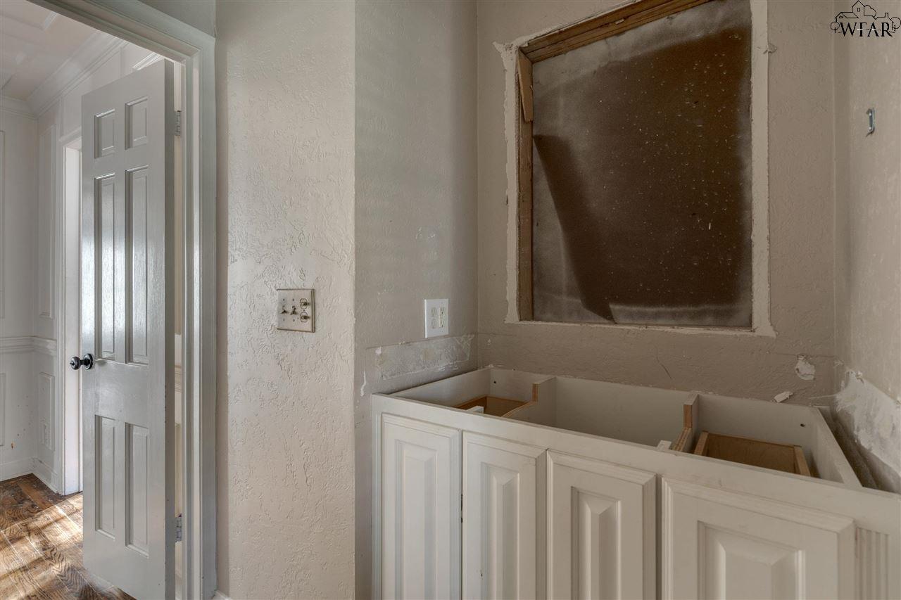 2311 ELLINGHAM DRIVE