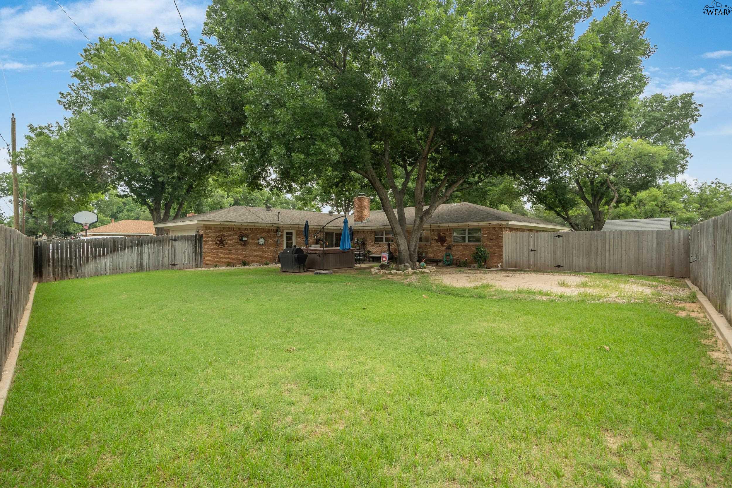 4516 BARBADOS DRIVE