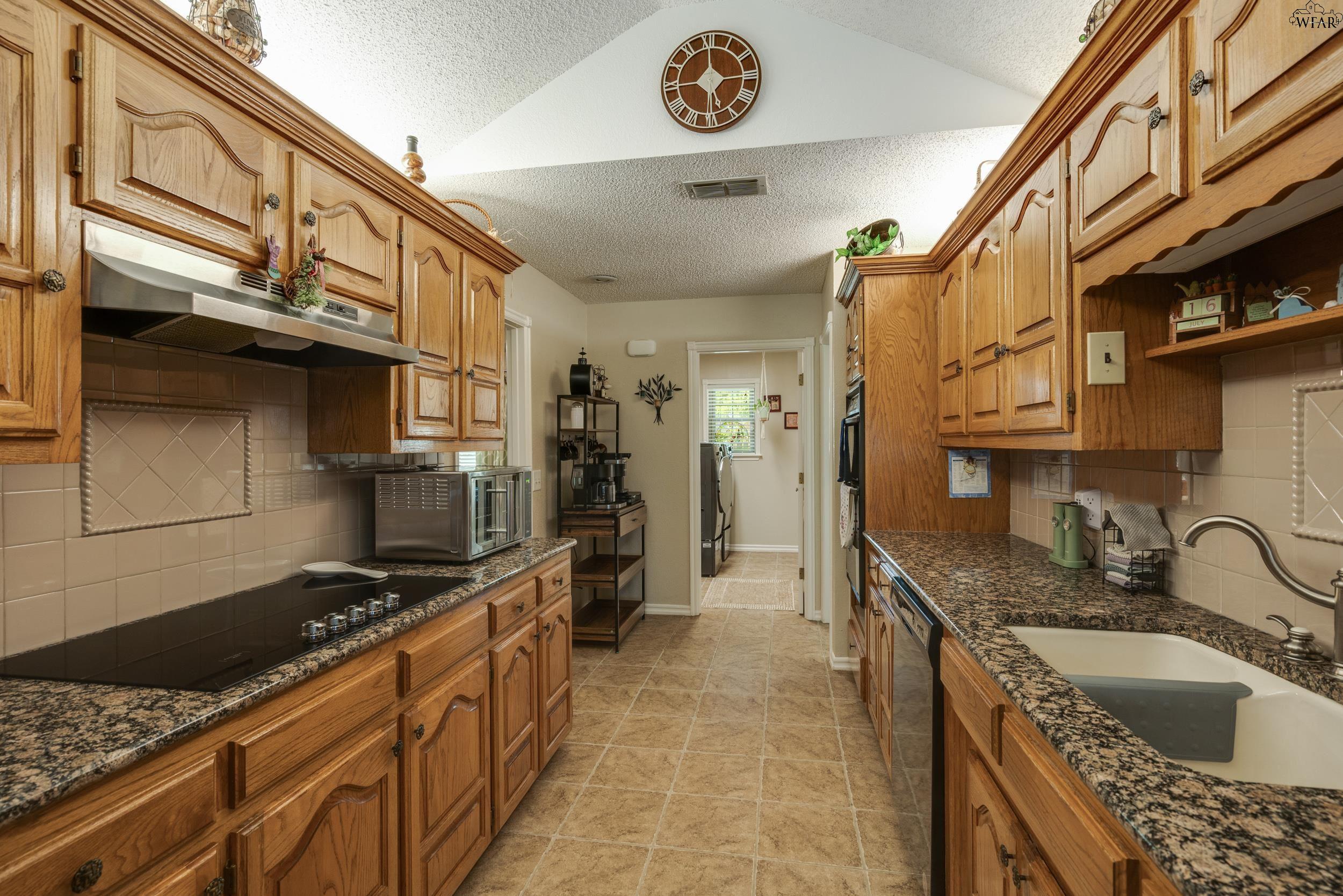 2551 SHEPHERDS GLEN