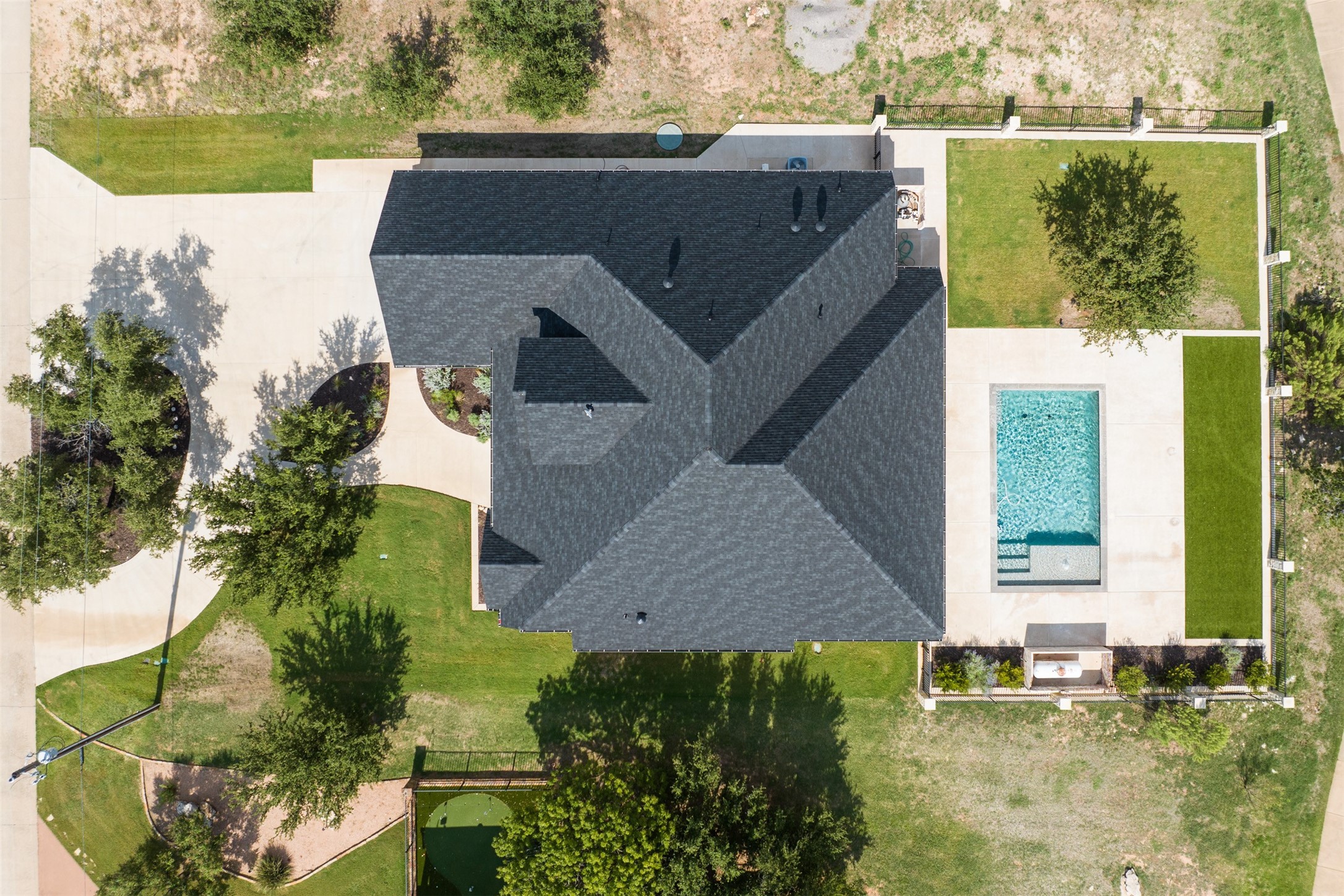 210 Bay Hill Drive
