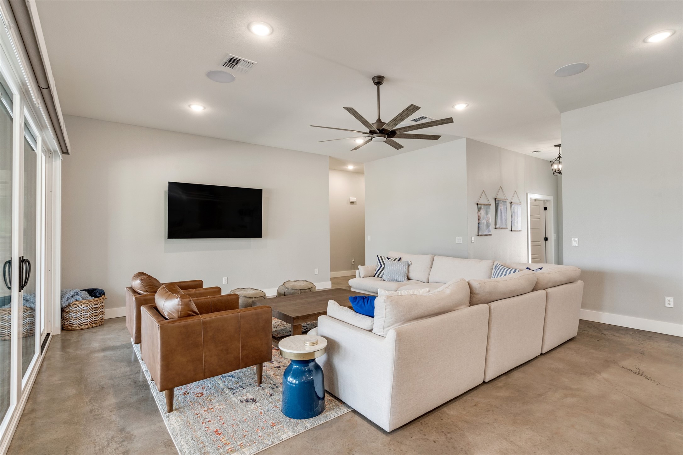 210 Bay Hill Drive