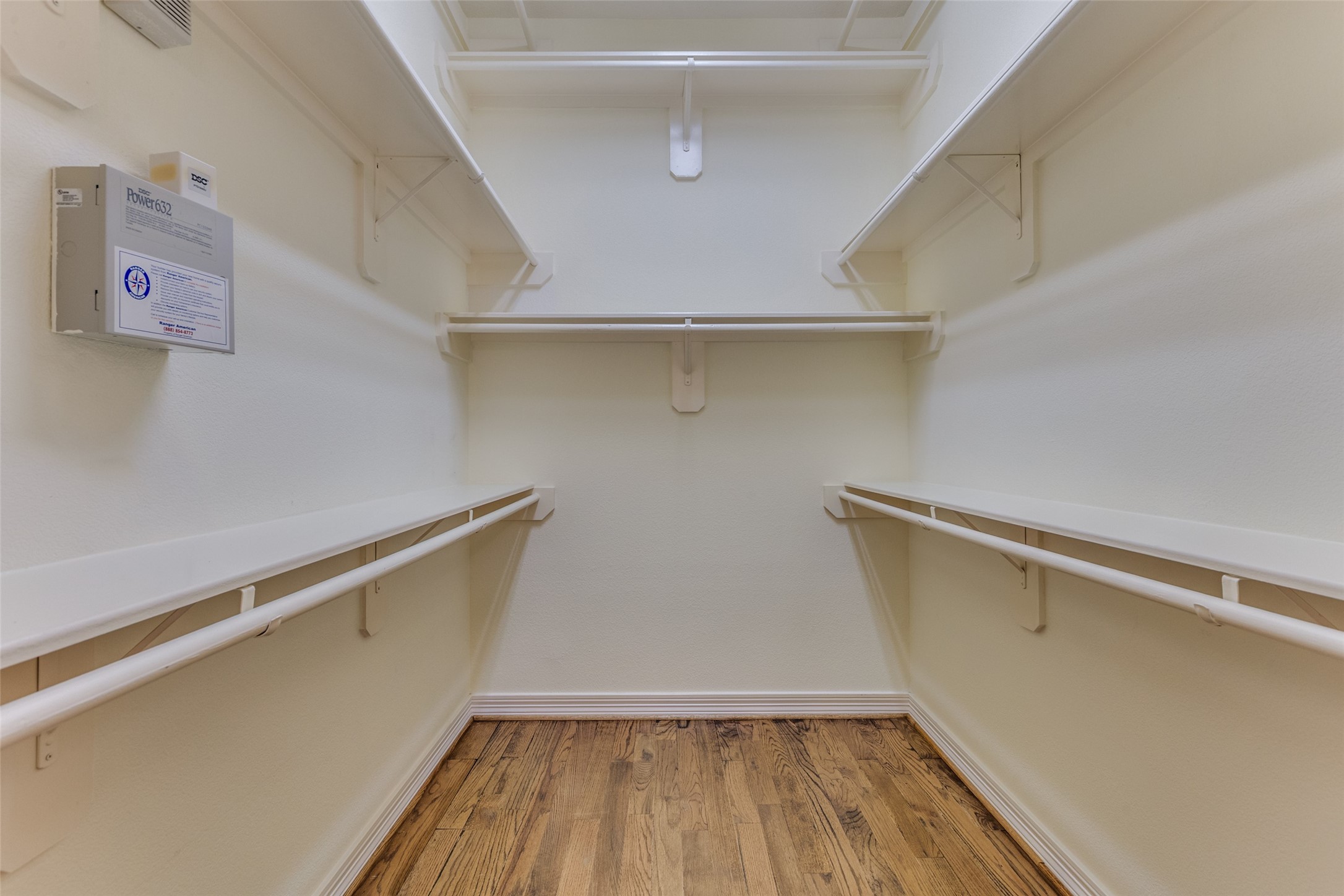 3610 Gillespie Street 10