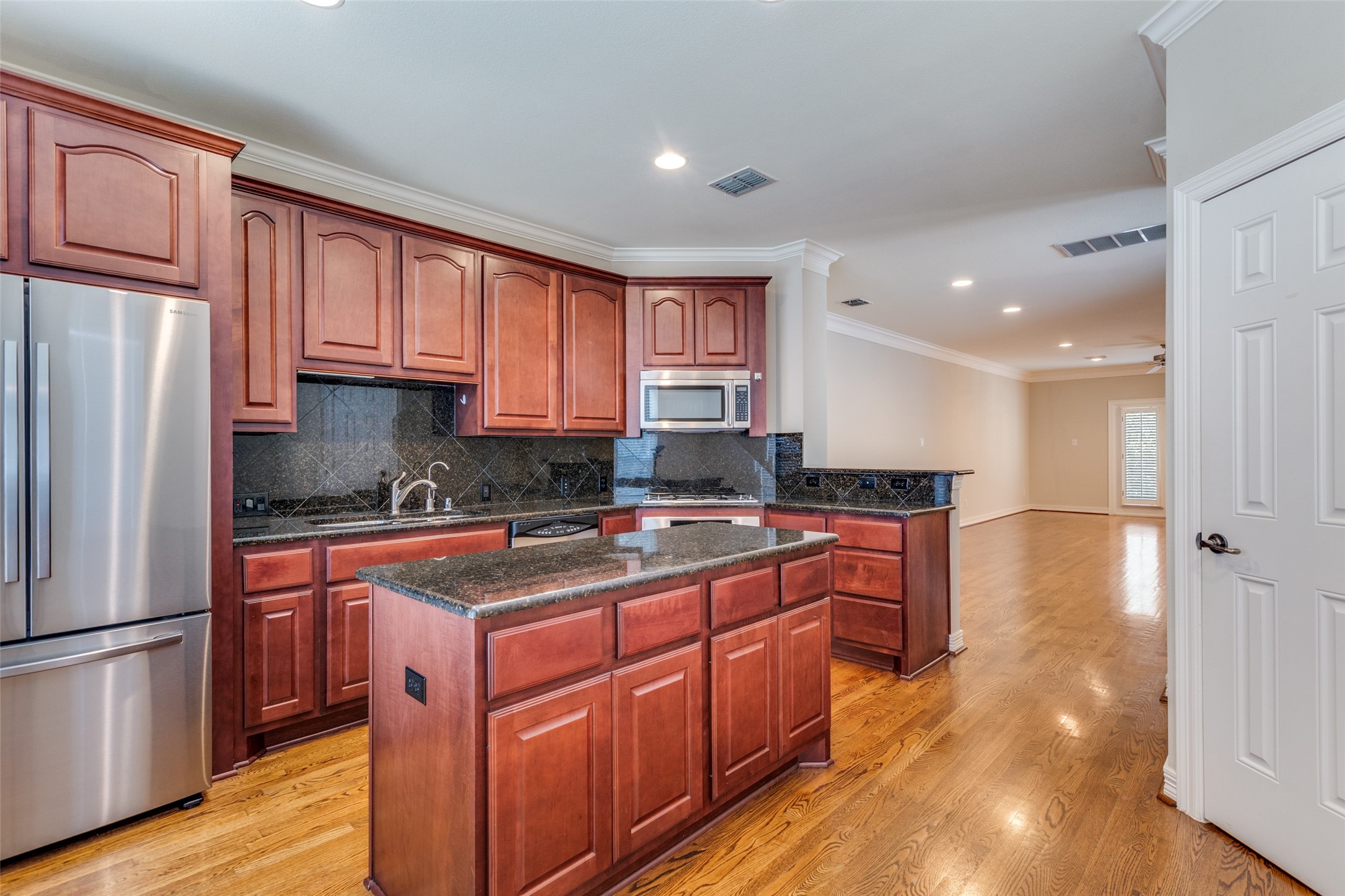 3610 Gillespie Street 10