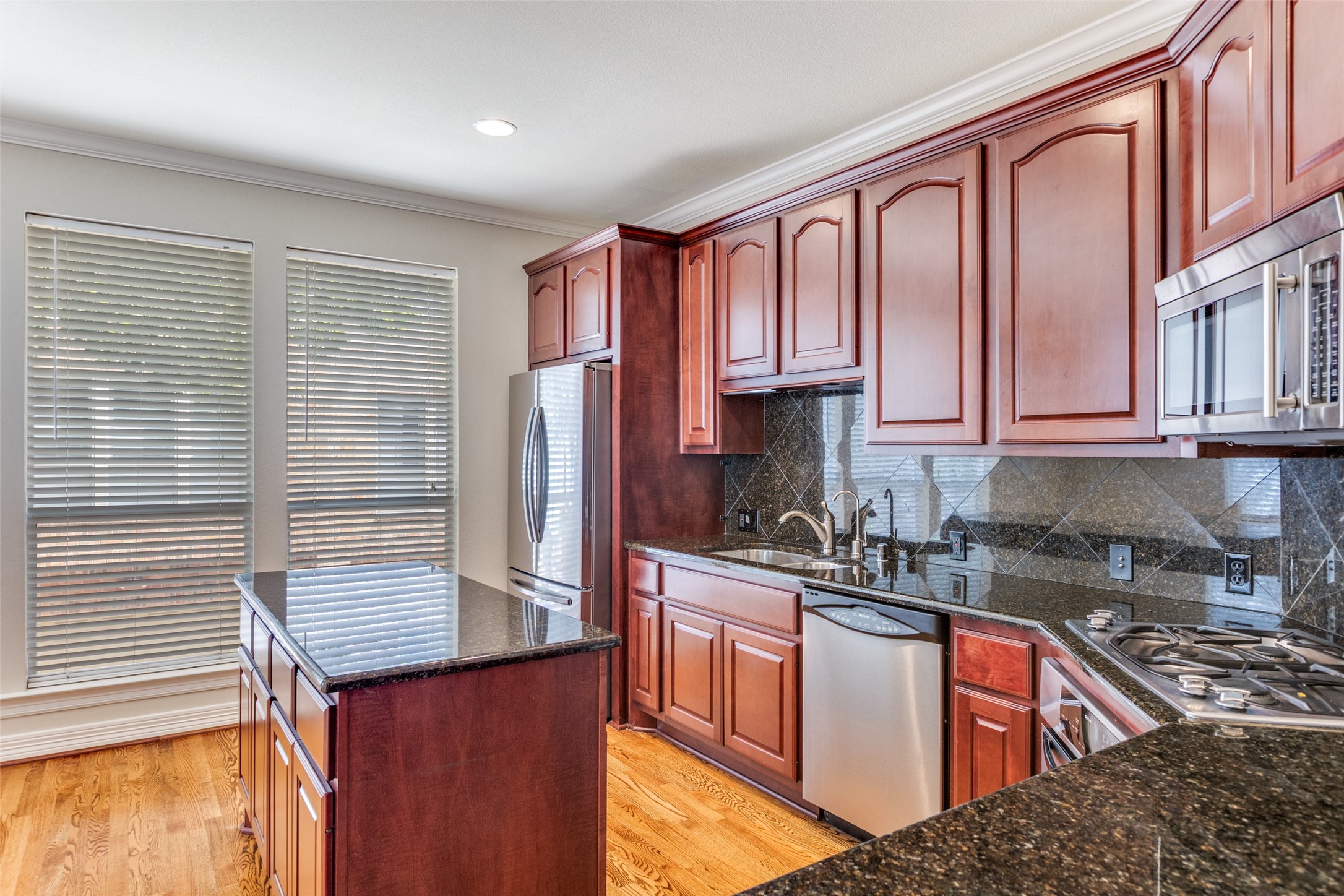 3610 Gillespie Street 10