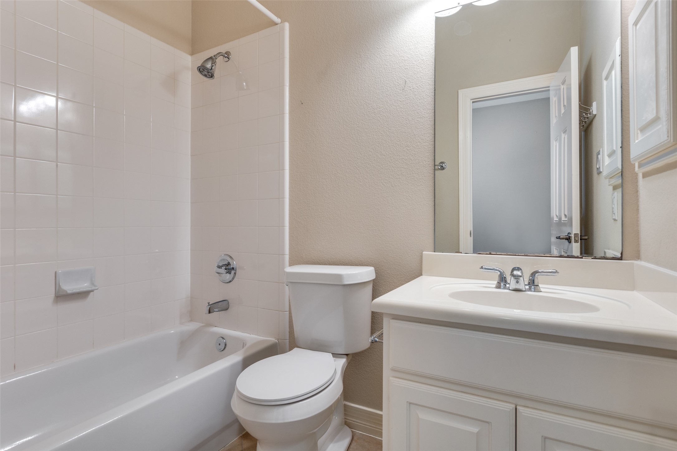 3610 Gillespie Street 10