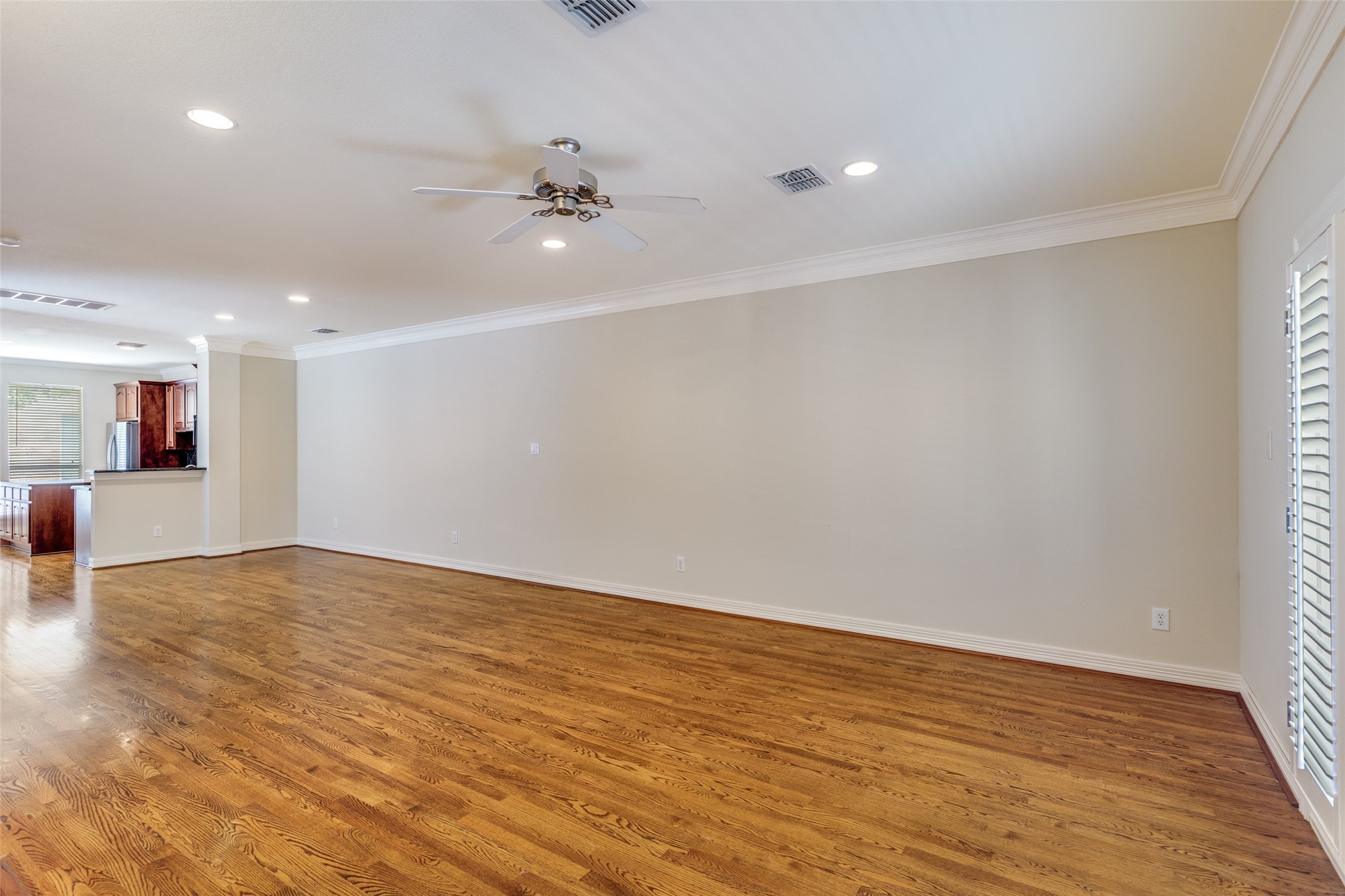 3610 Gillespie Street 10