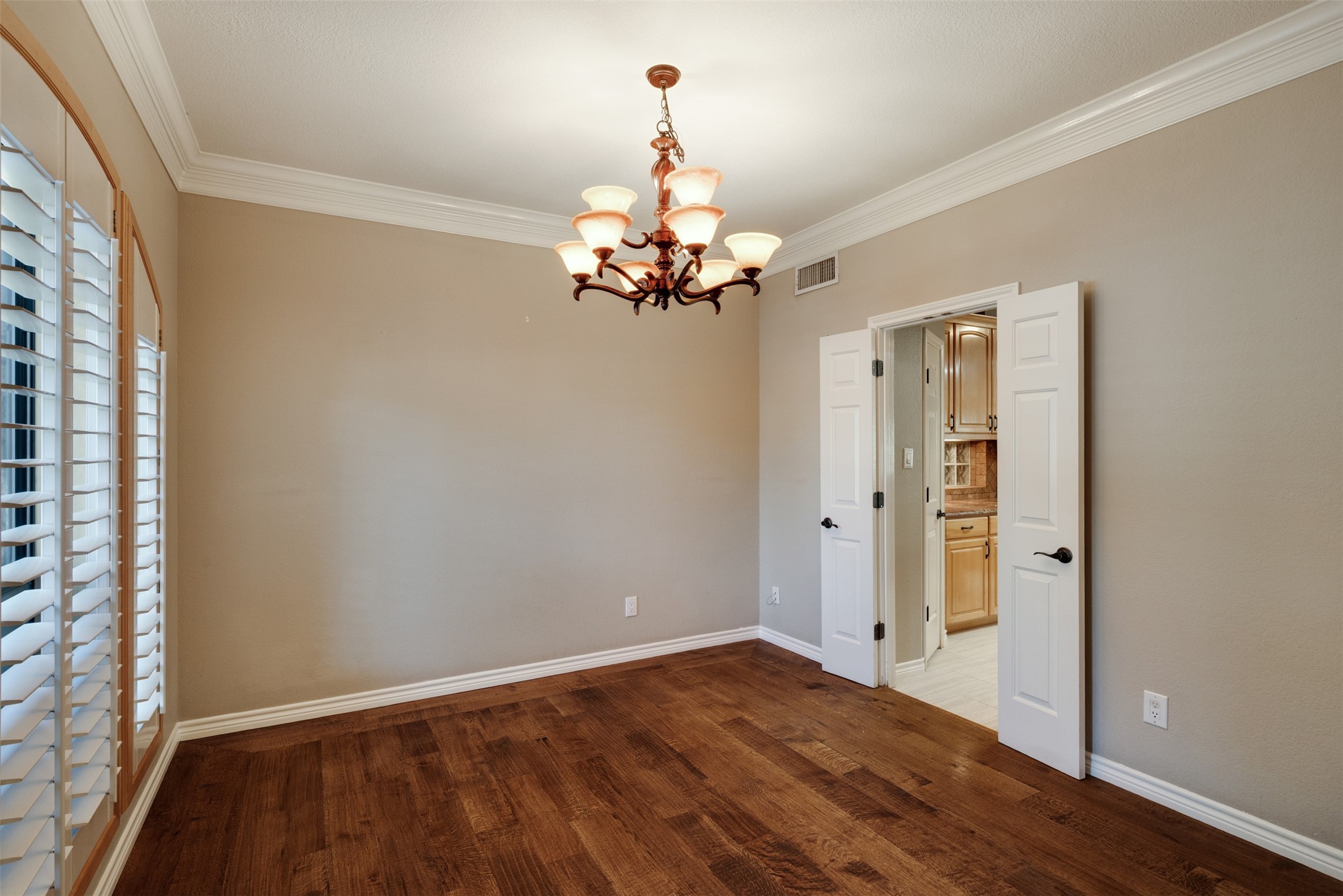 4203 Driftwood Drive