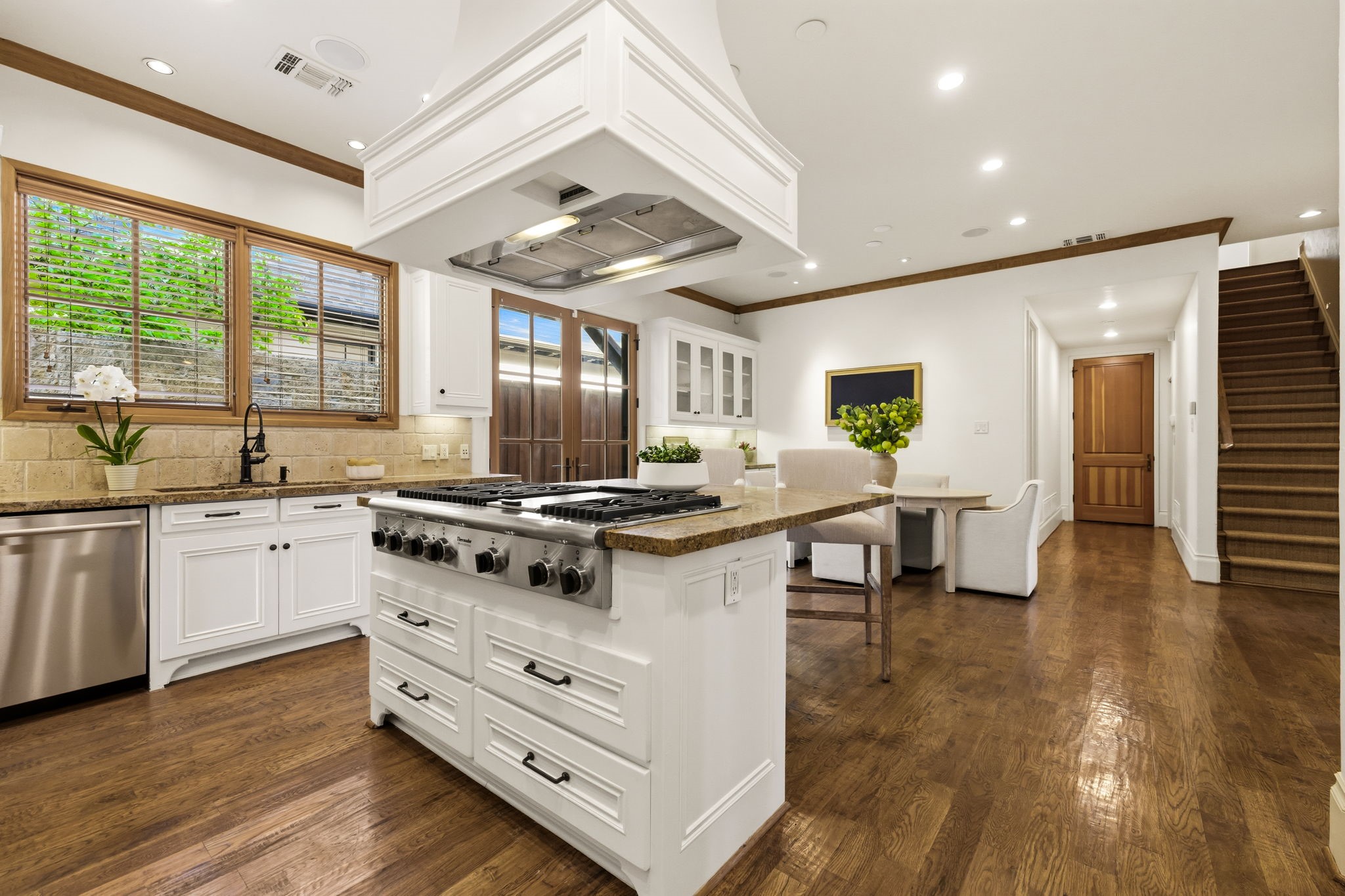 6215 Rex Drive