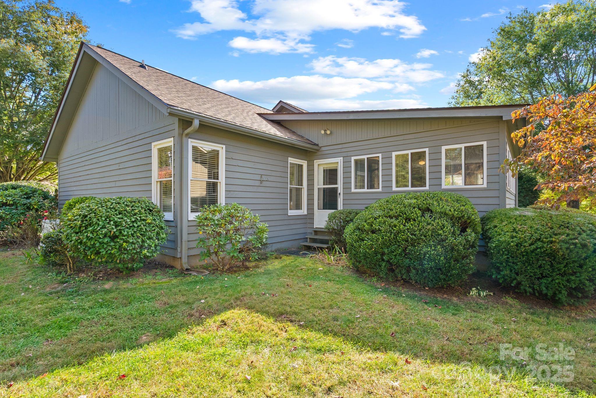 13C Windflower Court