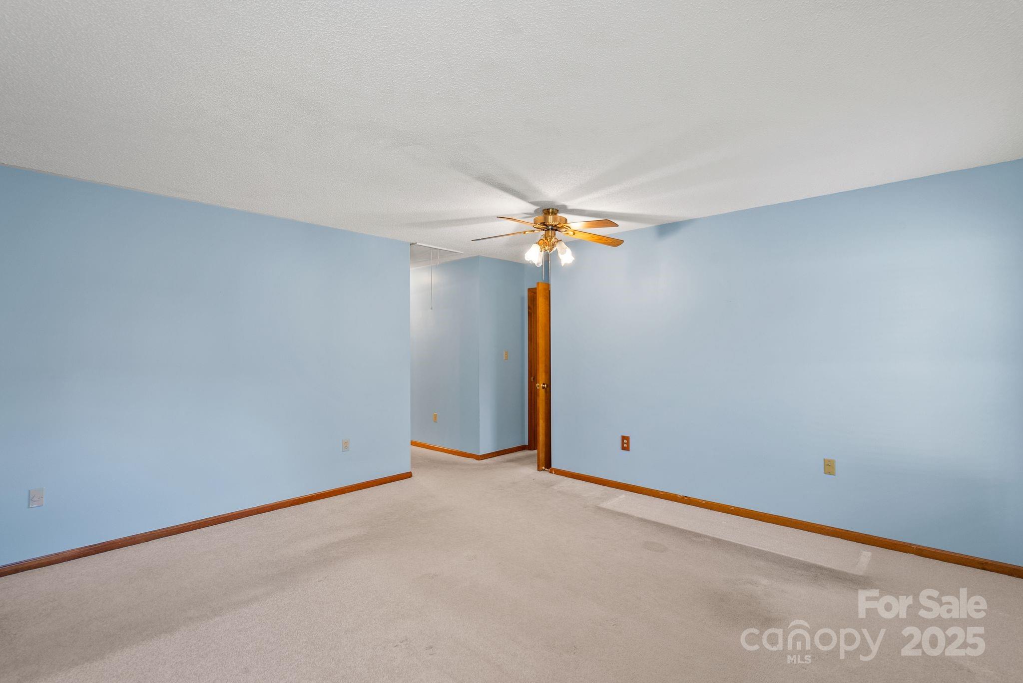 13C Windflower Court