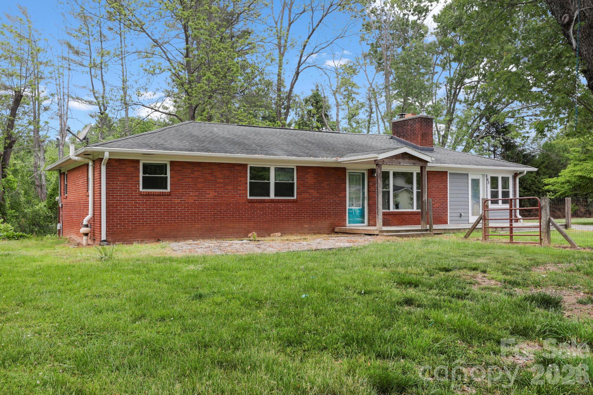 68 Lisam Way