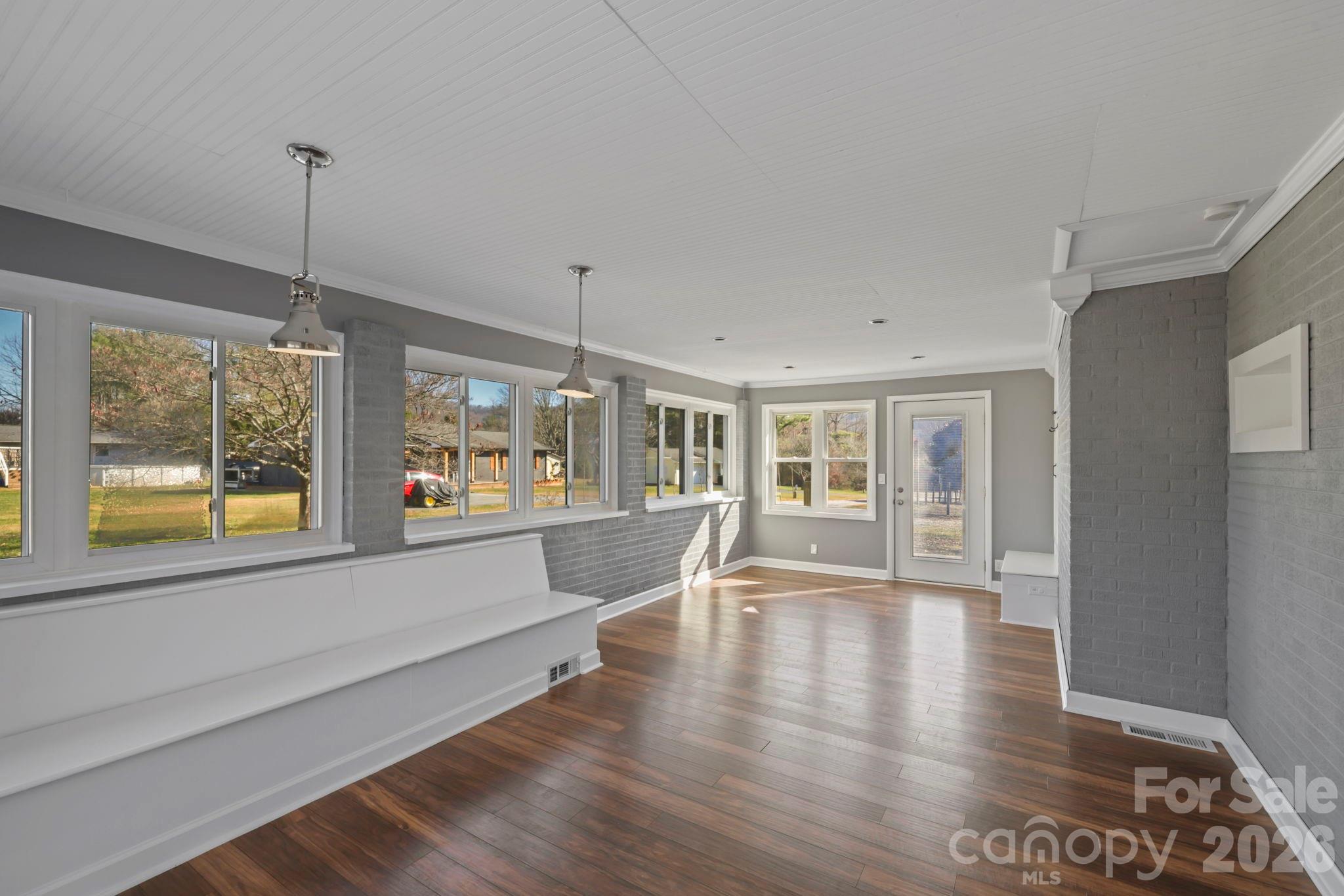68 Lisam Way