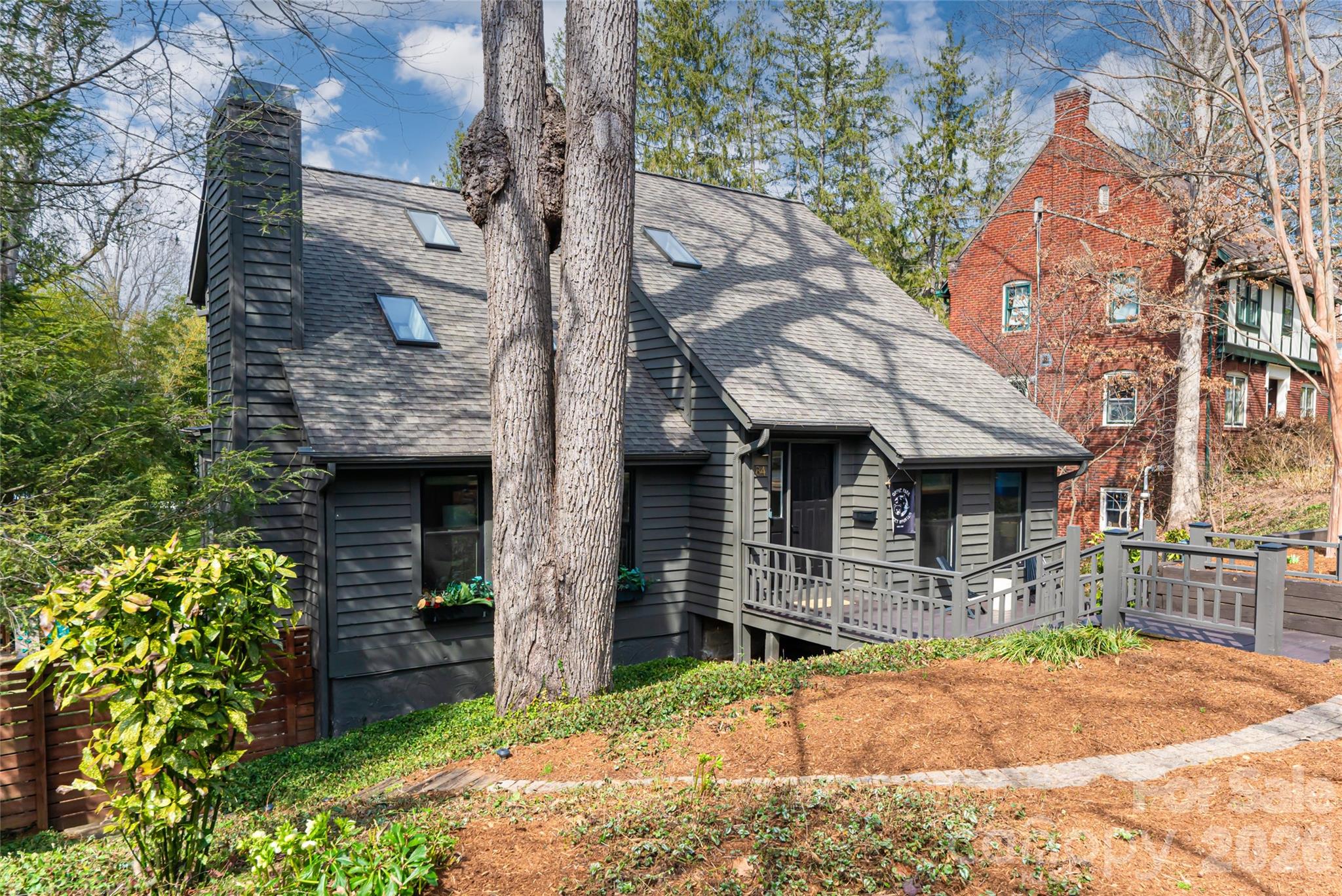 84 Macon Avenue