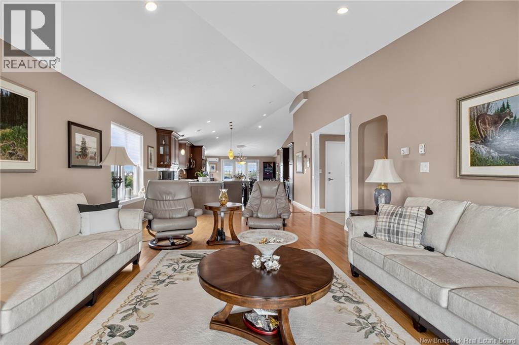 208 Coverdale Road Unit# 401