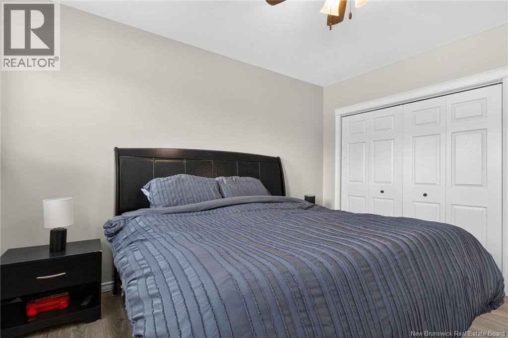 4 Aspenrose Court