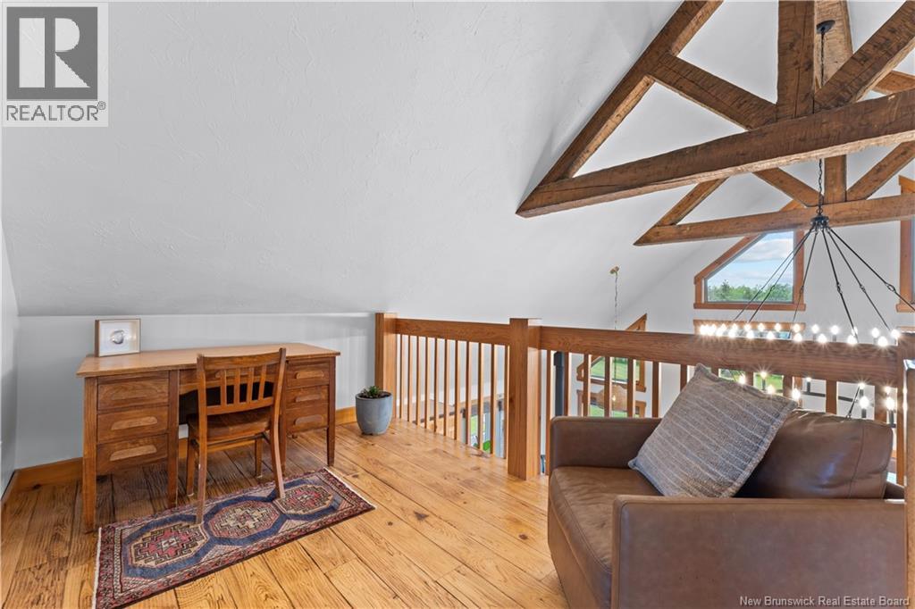 660 Saint Charles Sud Road