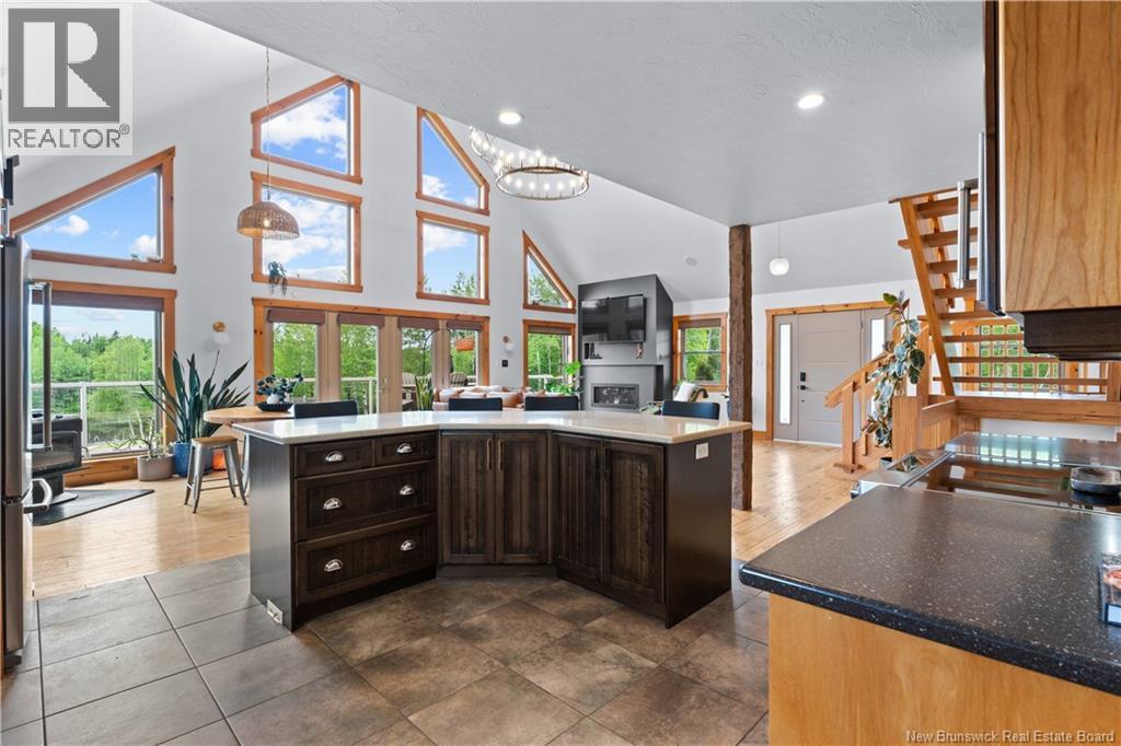 660 Saint Charles Sud Road