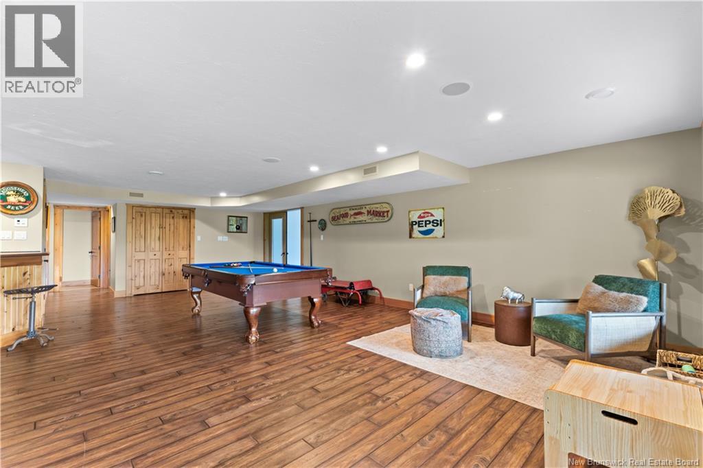 660 Saint Charles Sud Road