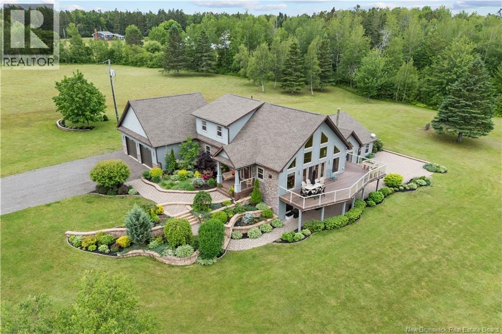 660 Saint Charles Sud Road