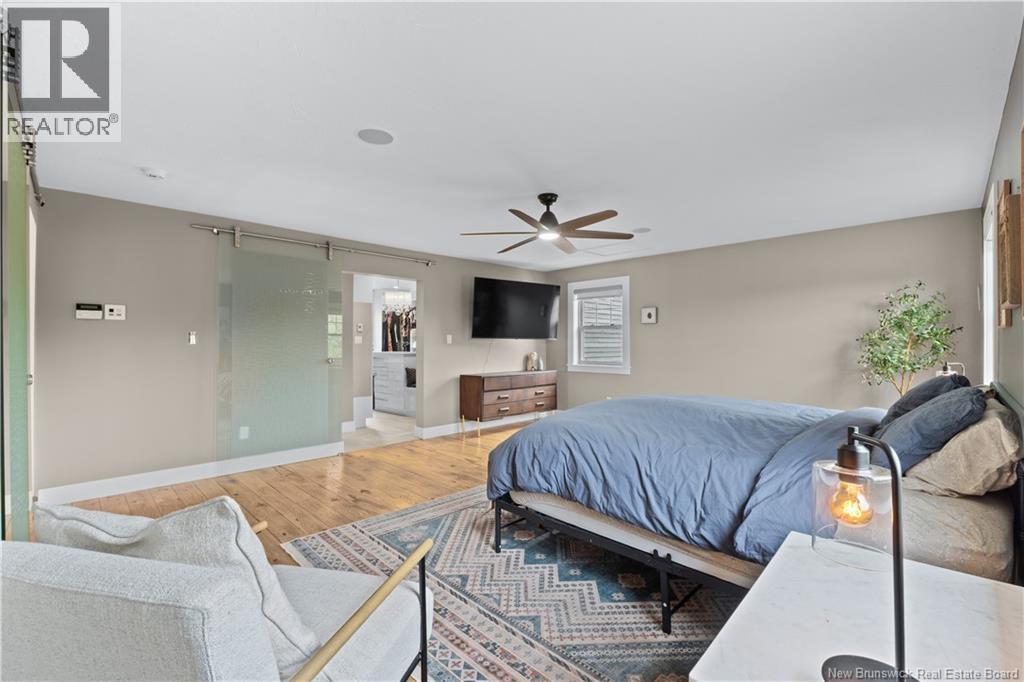 660 Saint Charles Sud Road