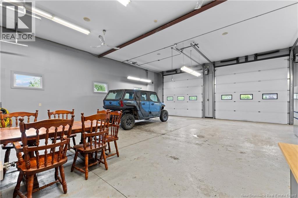 660 Saint Charles Sud Road