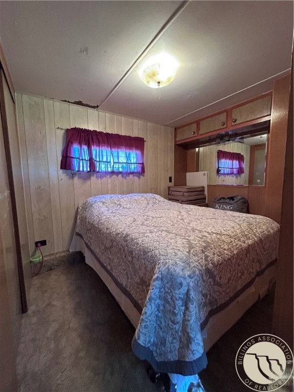 4 652 S. Rock Creek Road